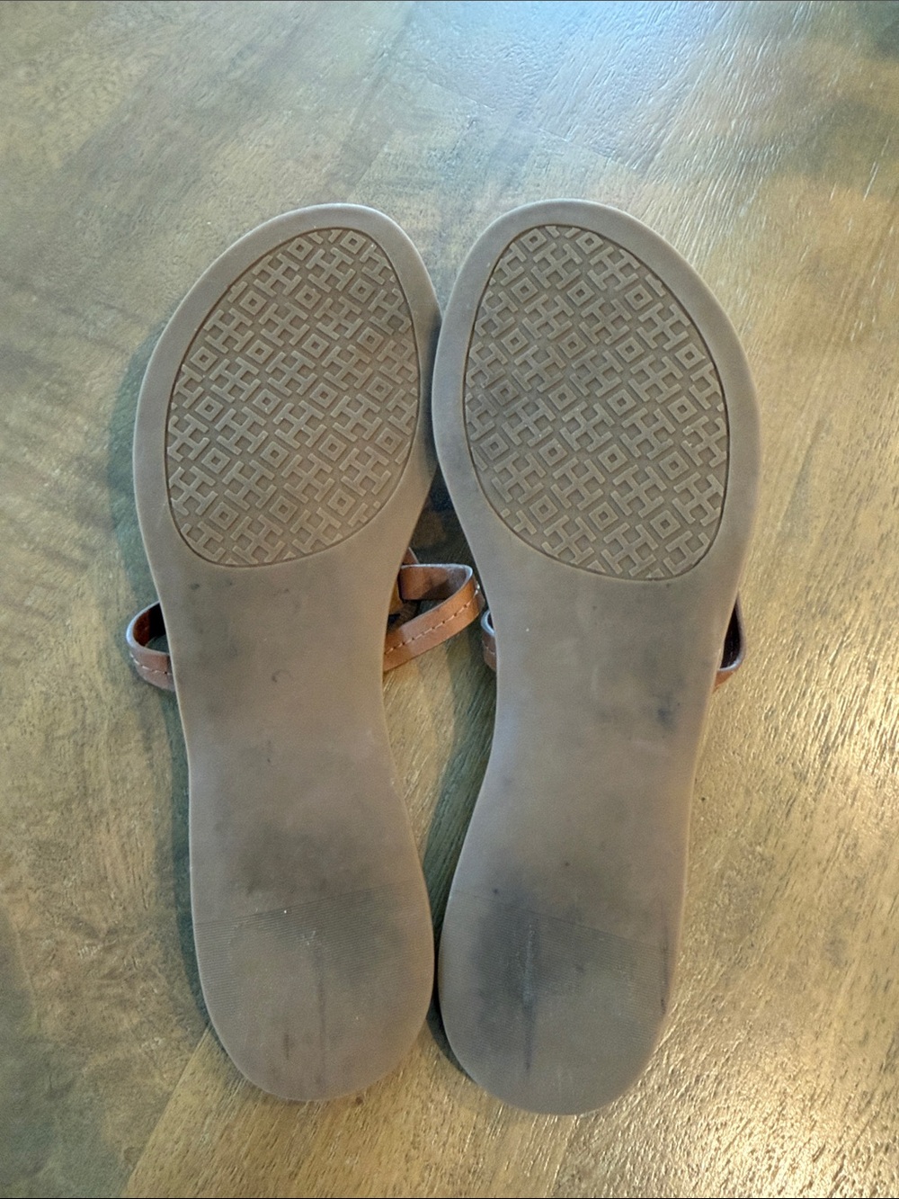 Tory Burch Brown Leather Miller Logo Thong Sandals - Picture 5 of 5
